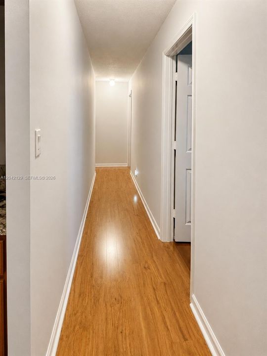 En Renta: $4,500 (4 camas, 2 baños, 1818 Pies cuadrados)