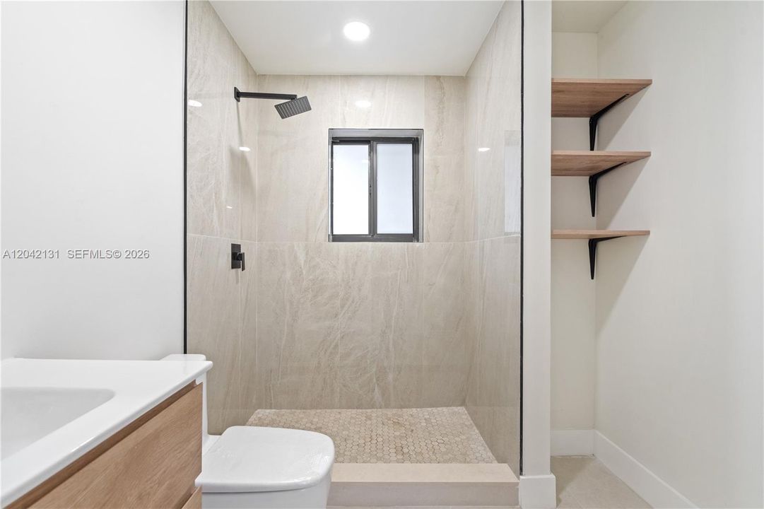 На продажу: $499,900 (3 спален, 2 ванн, 1358 Квадратных фут)