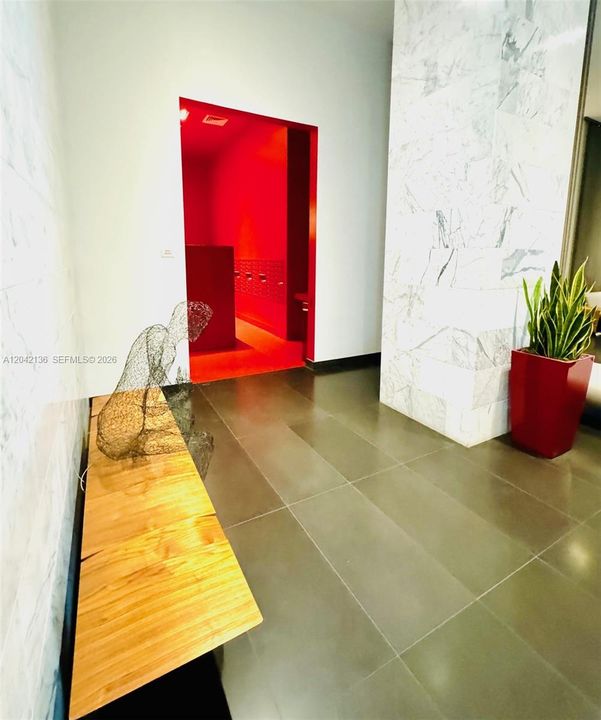 For Rent: $3,300 (1 beds, 1 baths, 850 Square Feet)