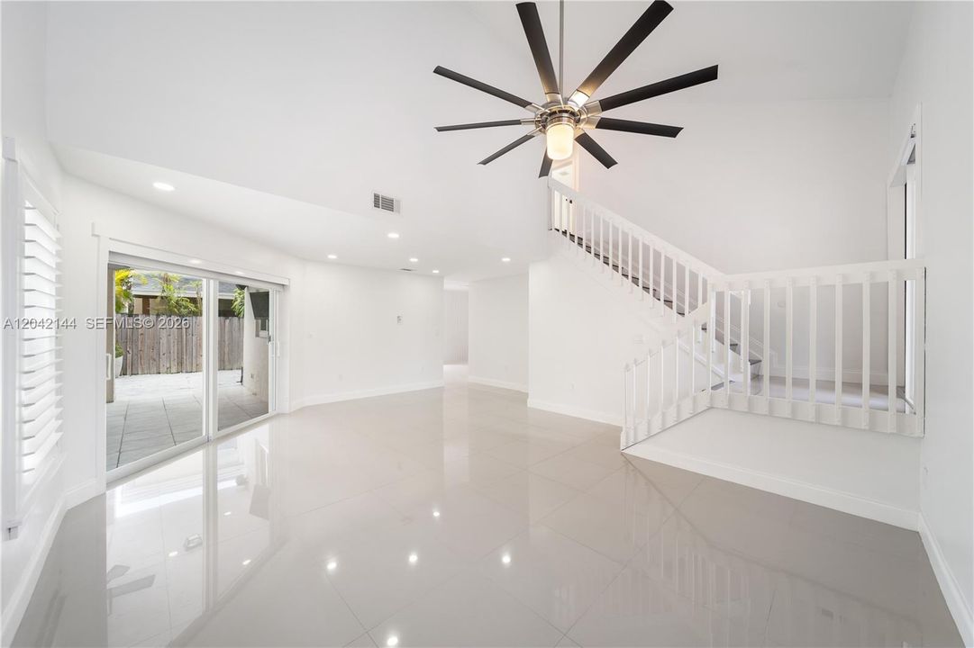 For Sale: $635,000 (3 beds, 2 baths, 1622 Square Feet)
