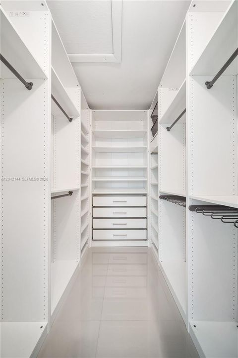 For Sale: $635,000 (3 beds, 2 baths, 1622 Square Feet)