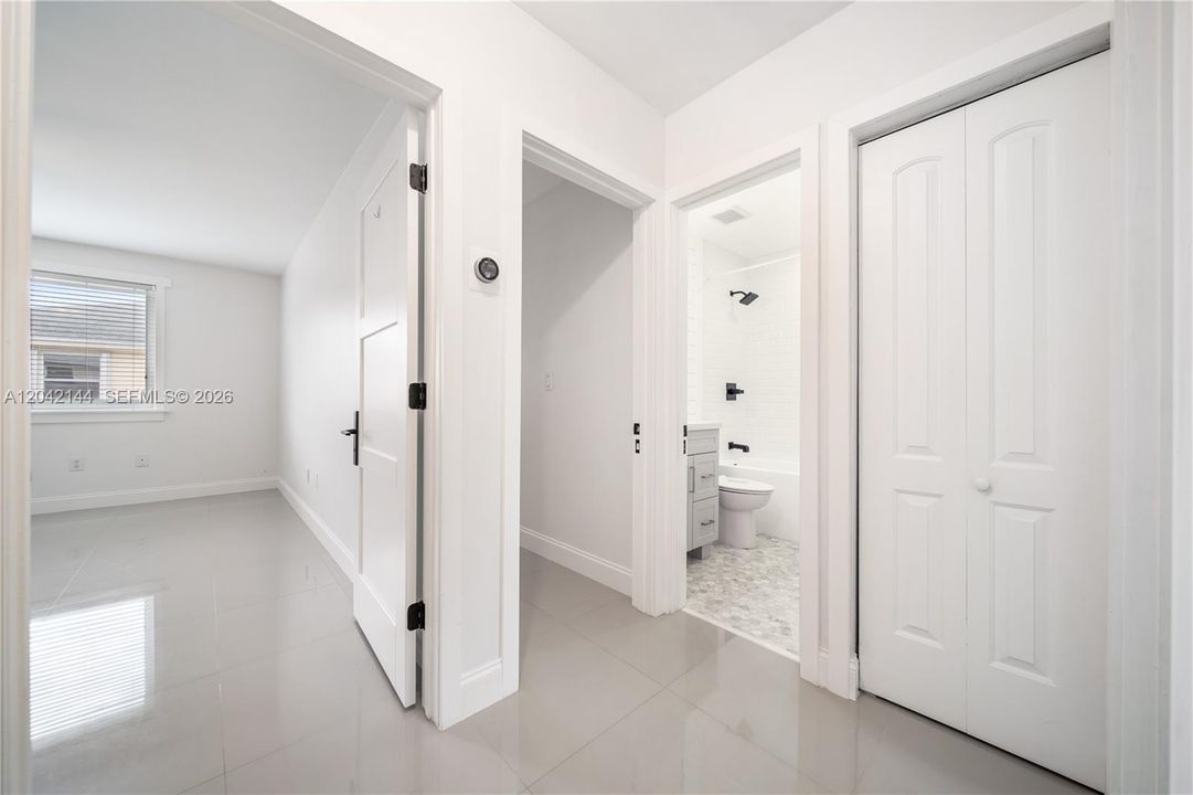 For Sale: $635,000 (3 beds, 2 baths, 1622 Square Feet)