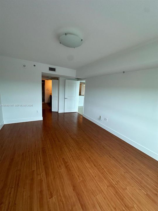 En Renta: $3,100 (2 camas, 2 baños, 1352 Pies cuadrados)