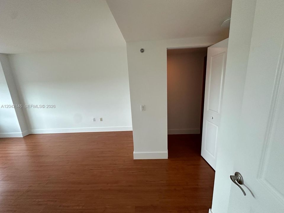 En Renta: $3,100 (2 camas, 2 baños, 1352 Pies cuadrados)