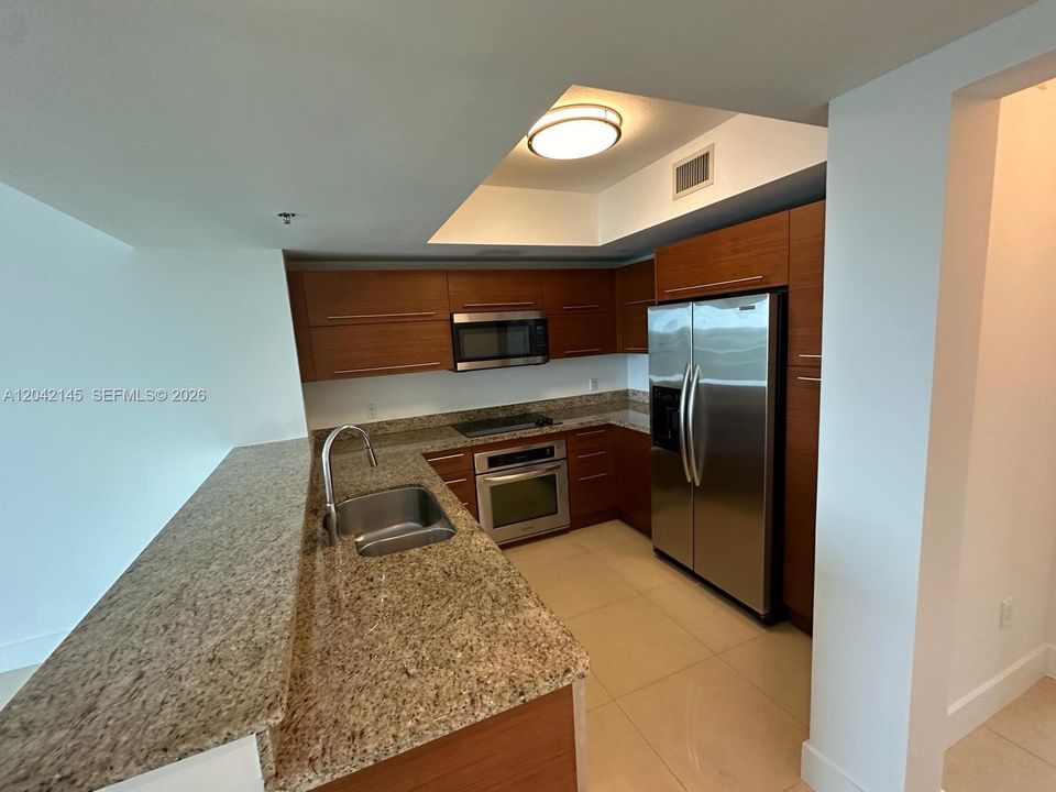 En Renta: $3,100 (2 camas, 2 baños, 1352 Pies cuadrados)