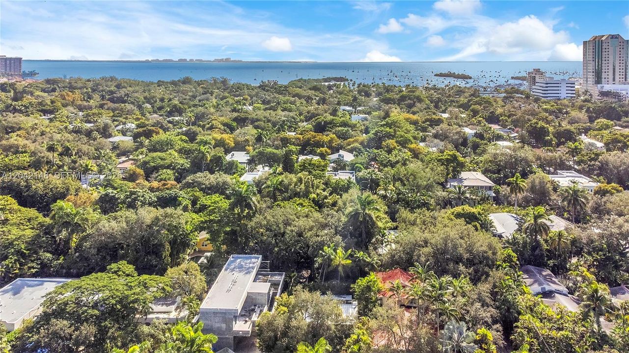 For Sale: $2,200,000 (2 beds, 1 baths, 1059 Square Feet)