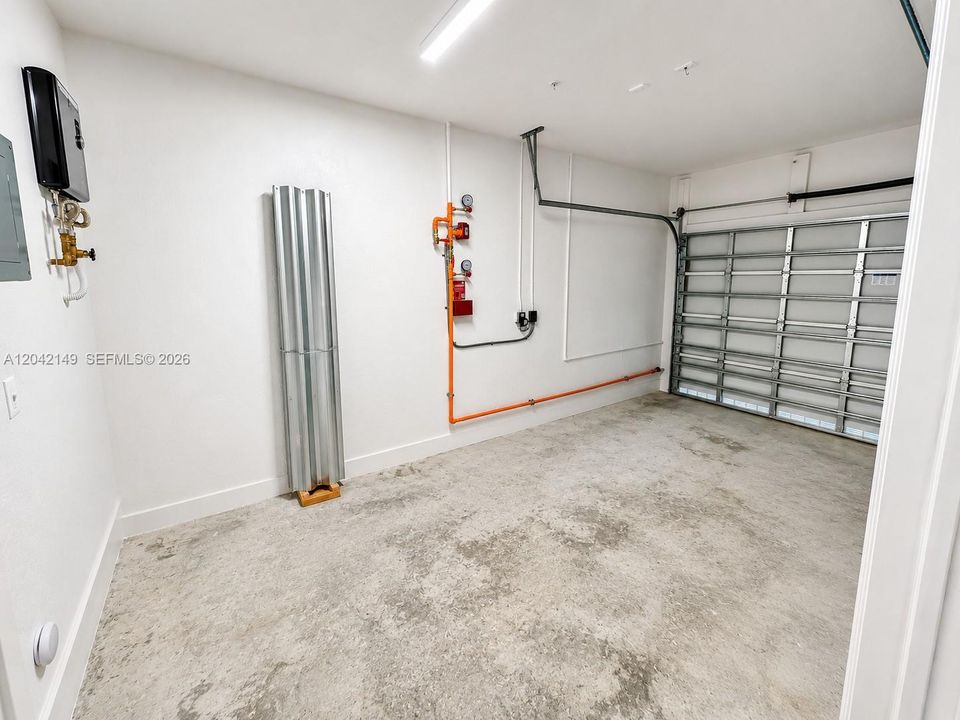 В аренду: $3,500 (3 спален, 2 ванн, 1668 Квадратных фут)