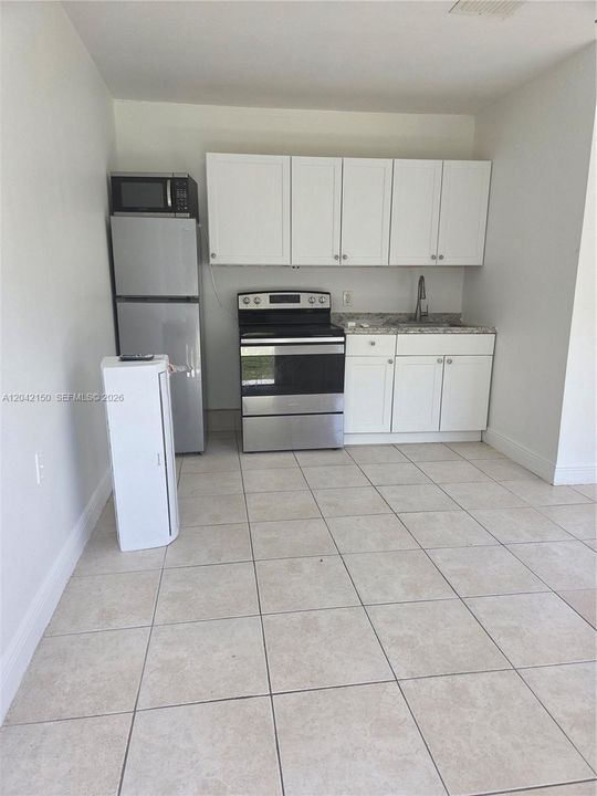 В аренду: $1,250 (0 спален, 1 ванн, 0 Квадратных фут)