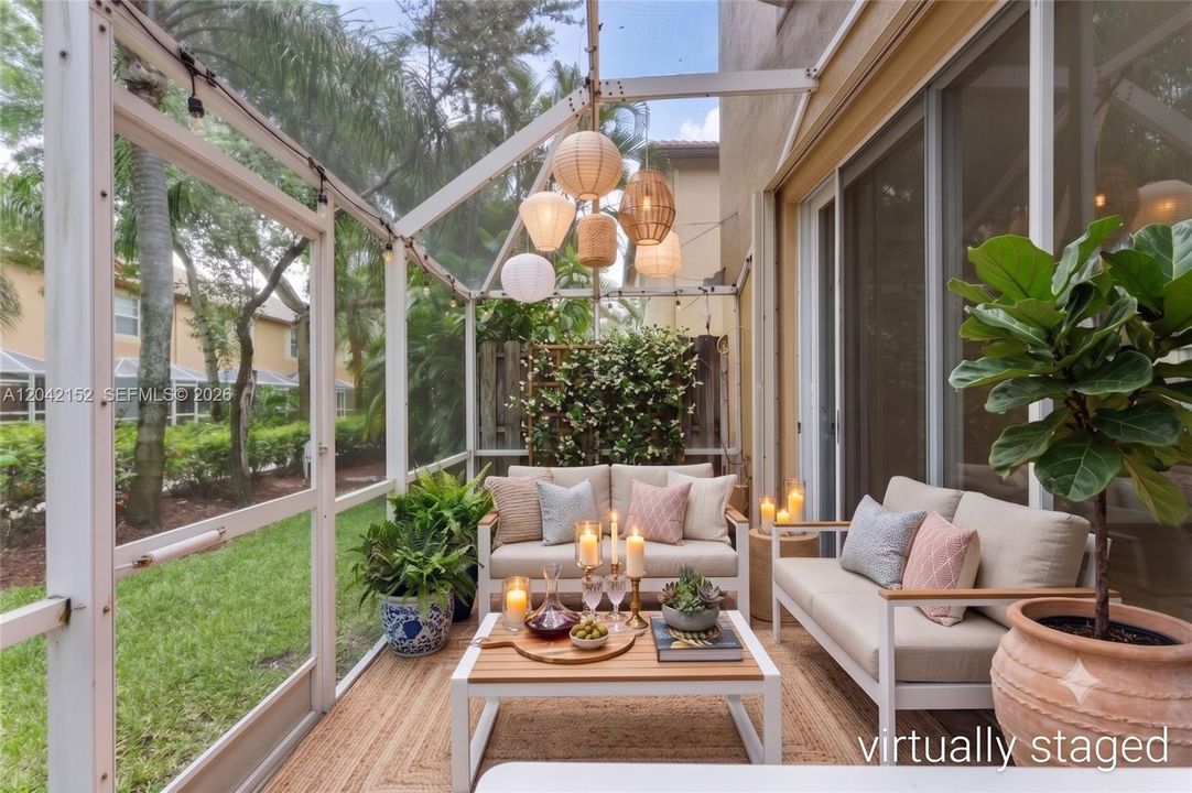 На продажу: $615,000 (4 спален, 2 ванн, 1728 Квадратных фут)
