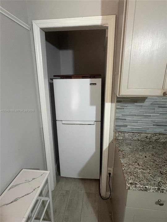 В аренду: $1,900 (1 спален, 1 ванн, 2510 Квадратных фут)