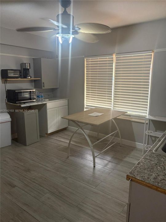 В аренду: $1,900 (1 спален, 1 ванн, 2510 Квадратных фут)