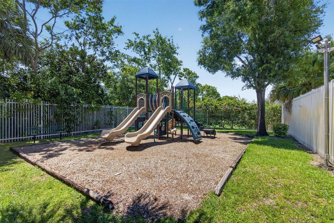 KIDS PLAYGROUND