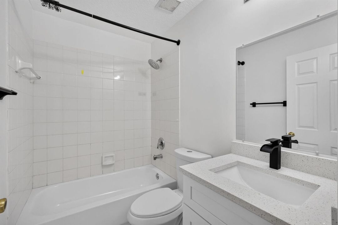1ST BATHROOM