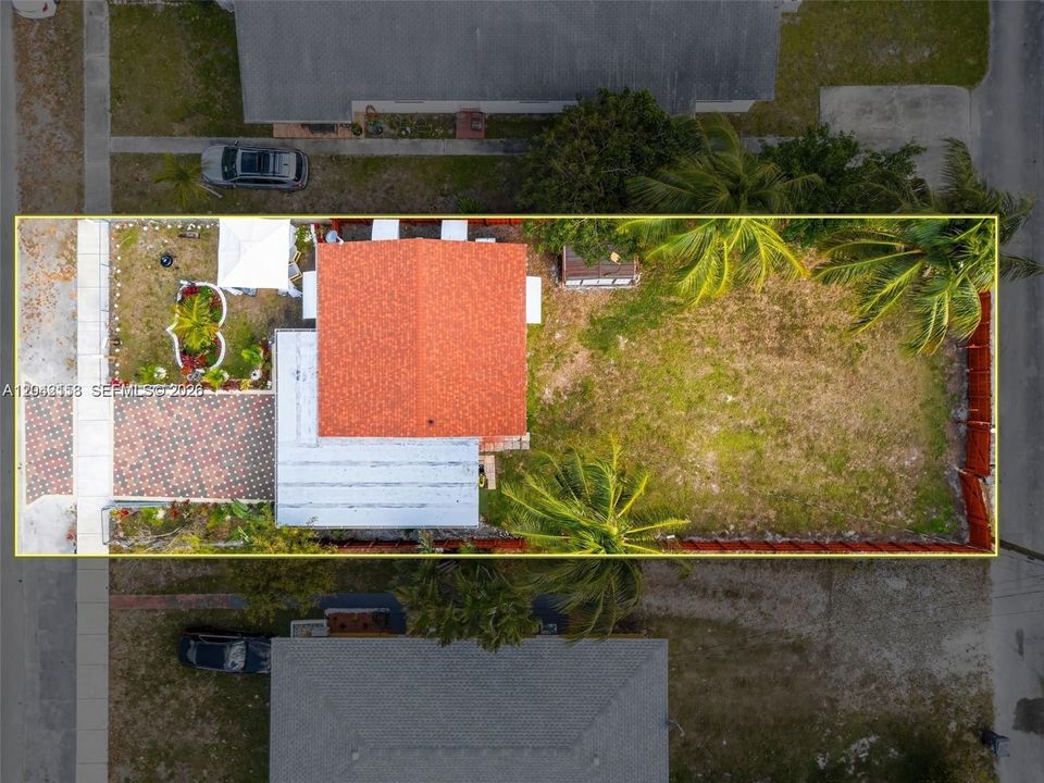 En Venta: $386,000 (0.15 acres)