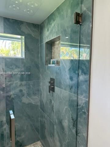 В аренду: $9,500 (4 спален, 3 ванн, 2417 Квадратных фут)