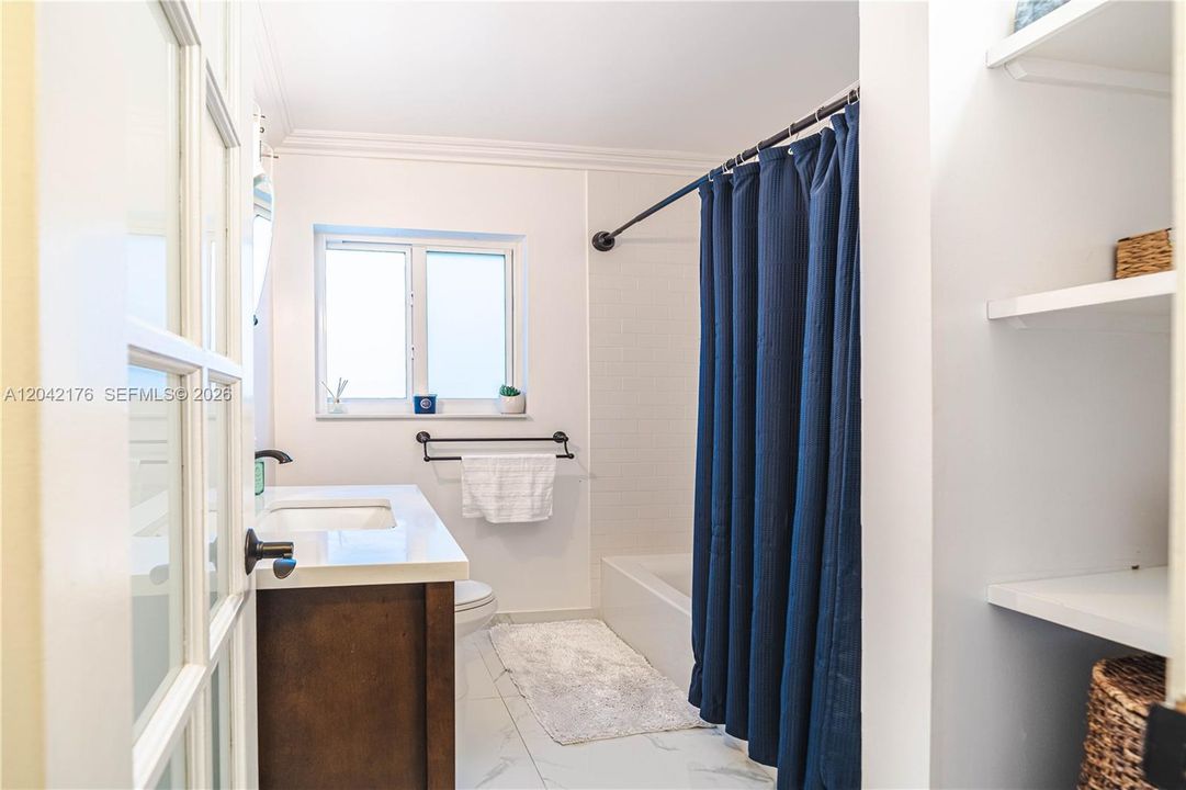 На продажу: $1,390,000 (4 спален, 3 ванн, 2032 Квадратных фут)