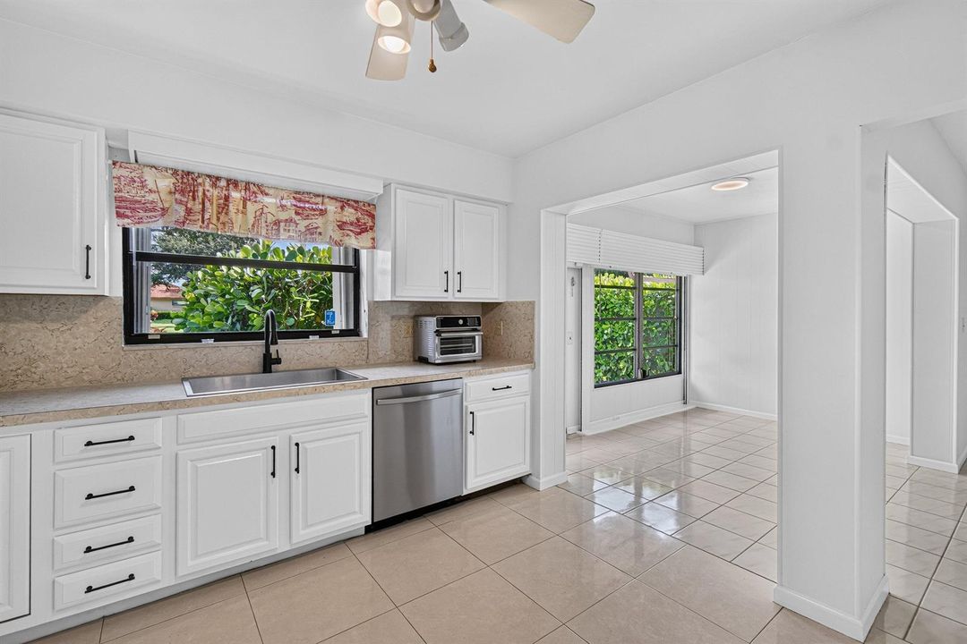 015-9830BischofiaTreeWay-B-BoyntonBeach-