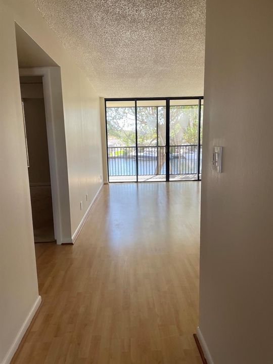living area 2