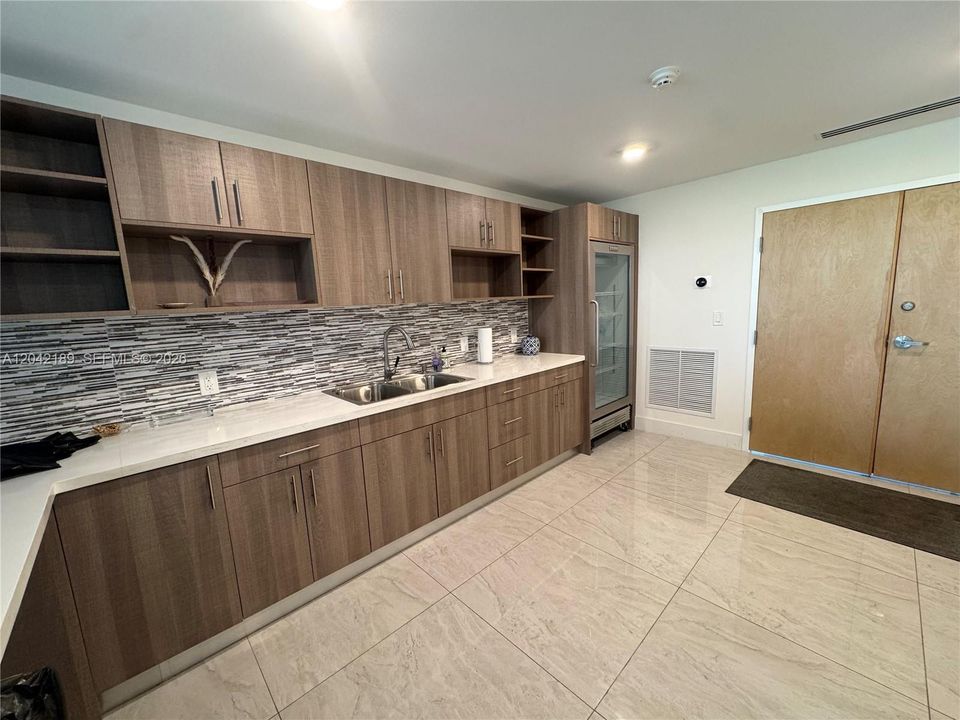 В аренду: $2,600 (2 спален, 2 ванн, 1550 Квадратных фут)