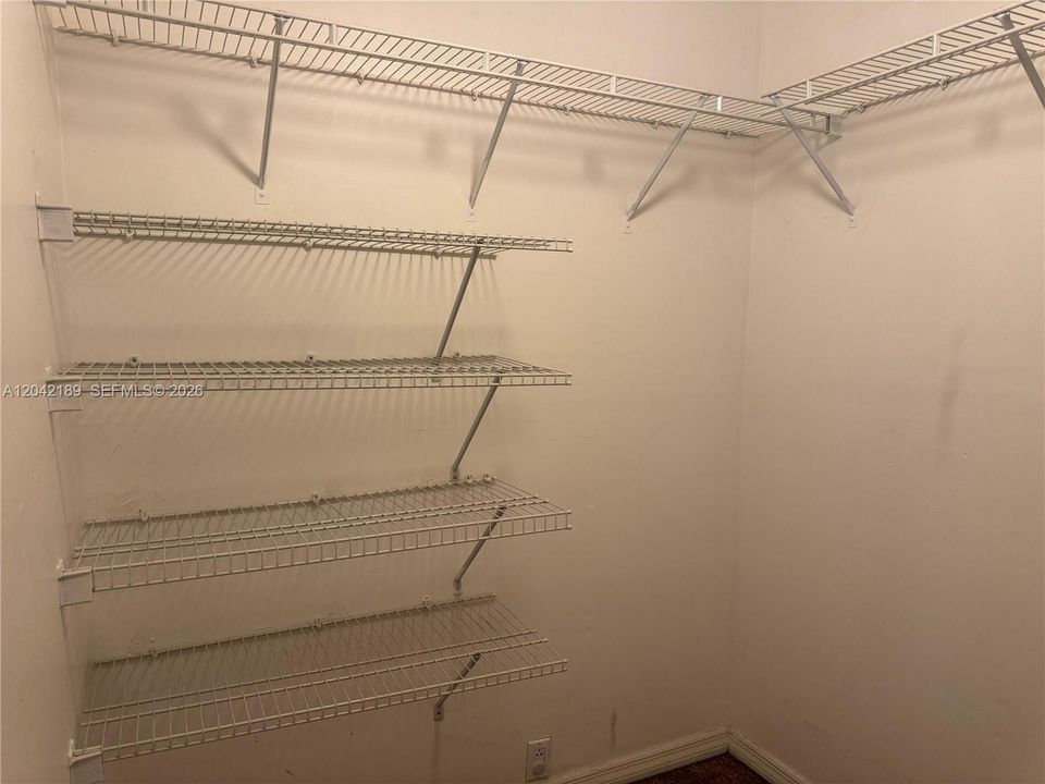 В аренду: $2,600 (2 спален, 2 ванн, 1550 Квадратных фут)