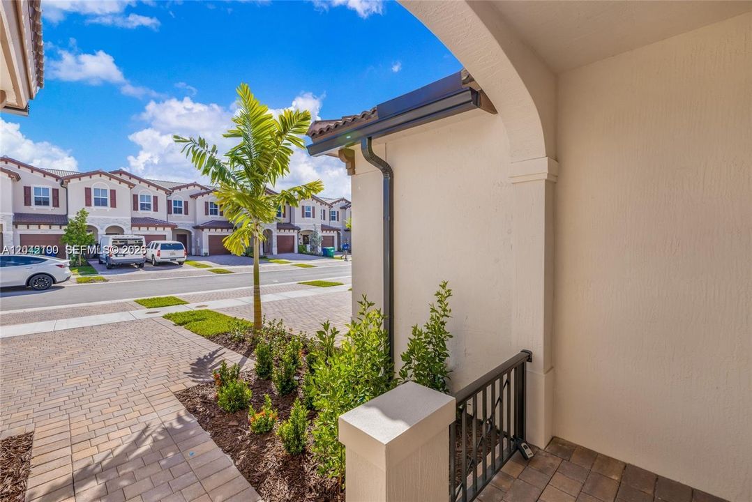En Venta: $484,000 (3 camas, 2 baños, 1442 Pies cuadrados)