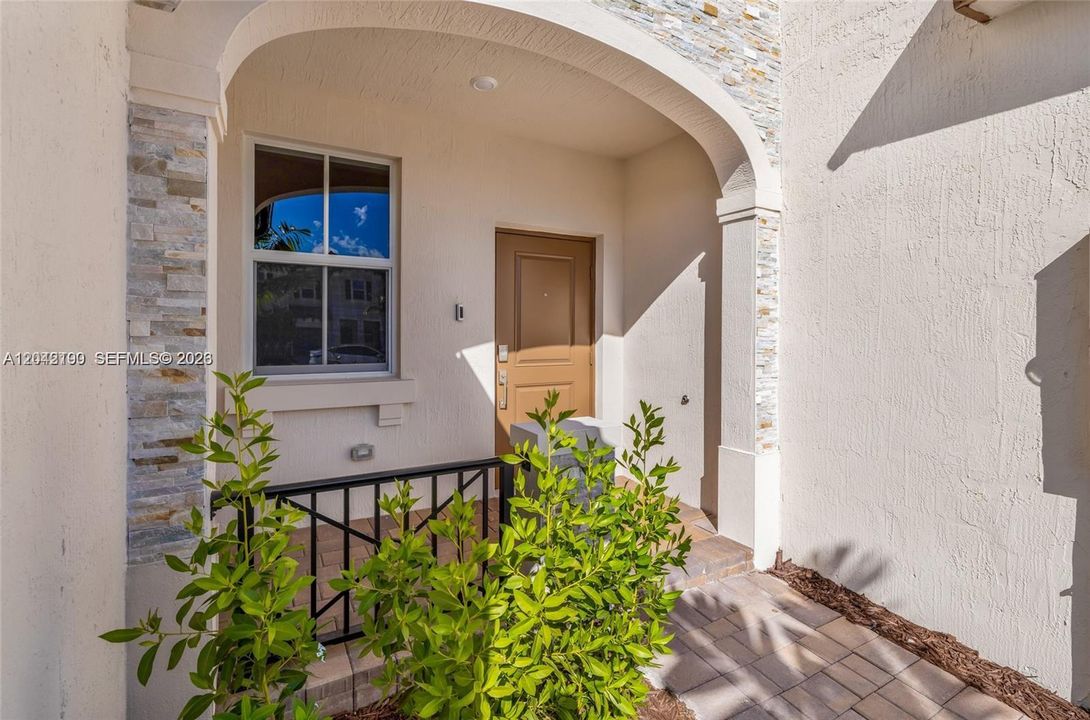 En Venta: $484,000 (3 camas, 2 baños, 1442 Pies cuadrados)
