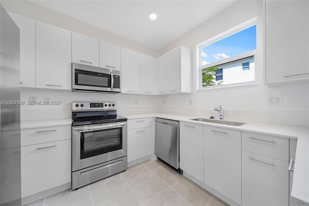 En Venta: $484,000 (3 camas, 2 baños, 1442 Pies cuadrados)