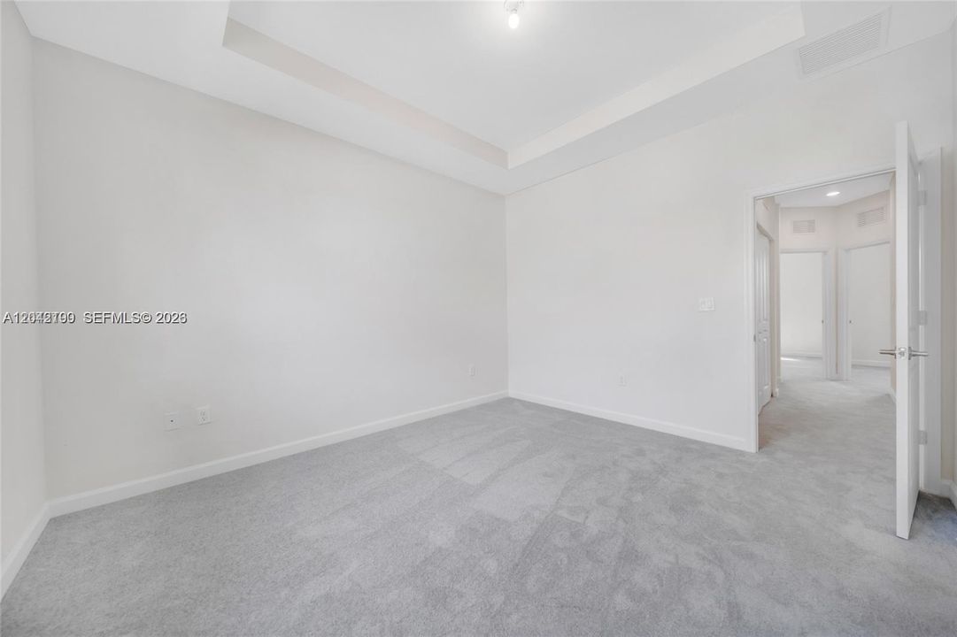 En Venta: $484,000 (3 camas, 2 baños, 1442 Pies cuadrados)