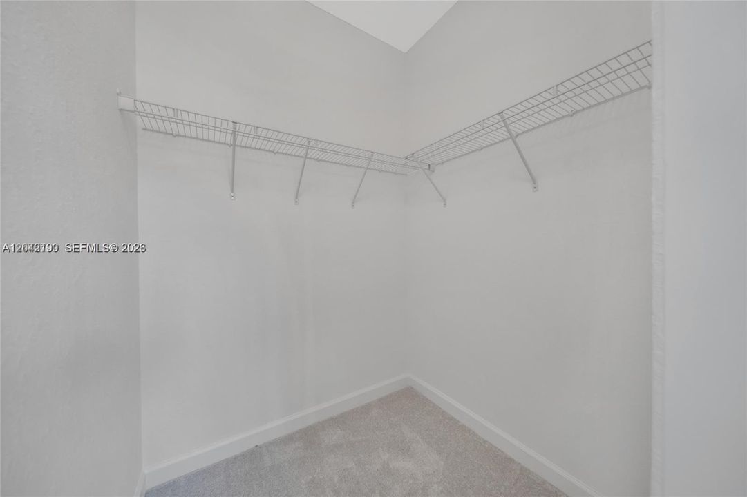 En Venta: $484,000 (3 camas, 2 baños, 1442 Pies cuadrados)
