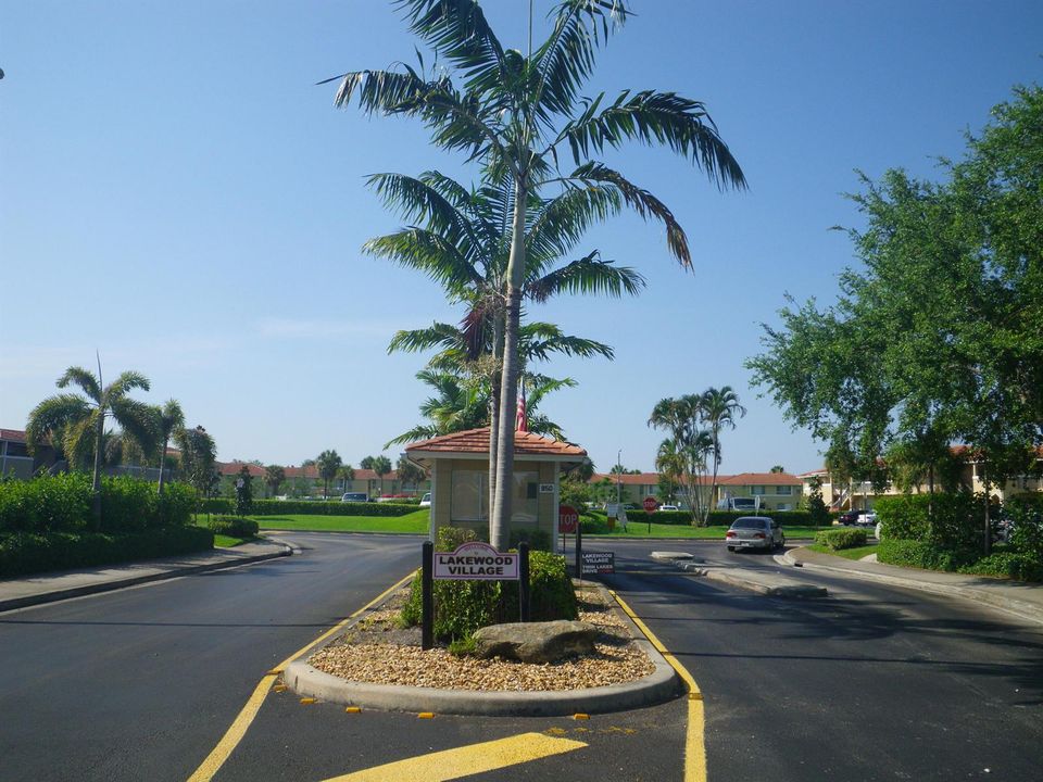 lakewood gate (2)
