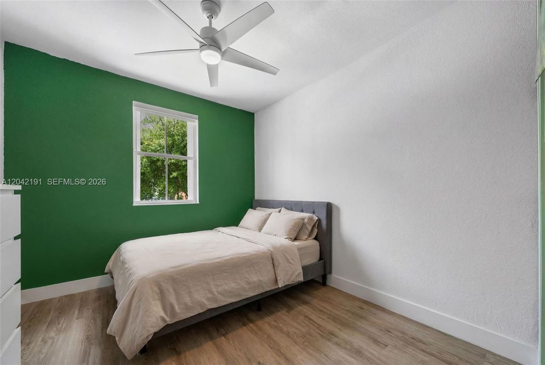 En Venta: $645,000 (3 camas, 2 baños, 1683 Pies cuadrados)