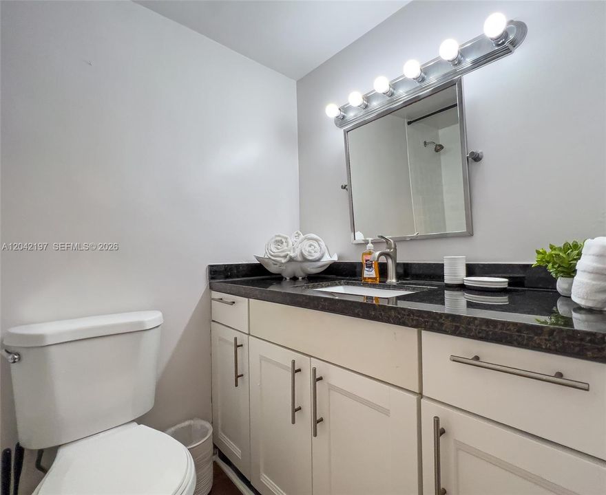 For Sale: $229,000 (0 beds, 1 baths, 444 Square Feet)