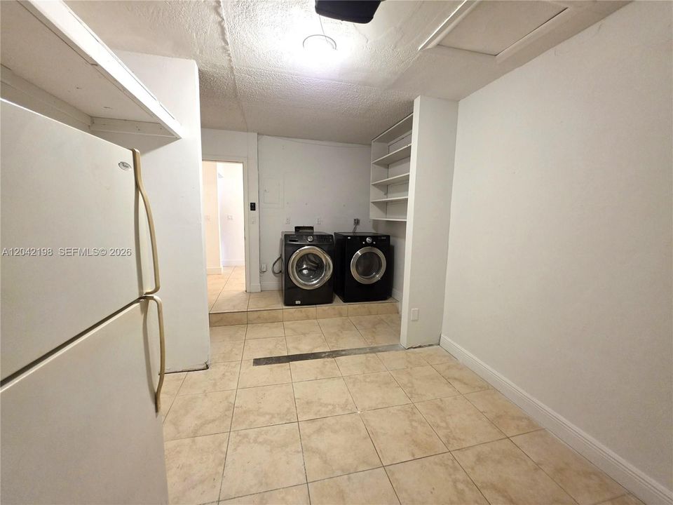 En Venta: $379,000 (3 camas, 2 baños, 0 Pies cuadrados)