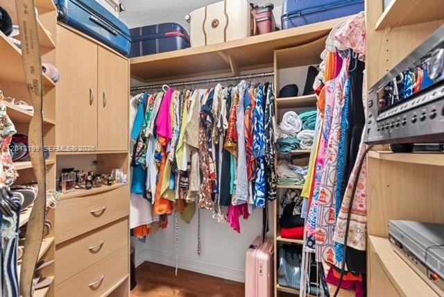 В аренду: $9,000 (4 спален, 4 ванн, 3093 Квадратных фут)