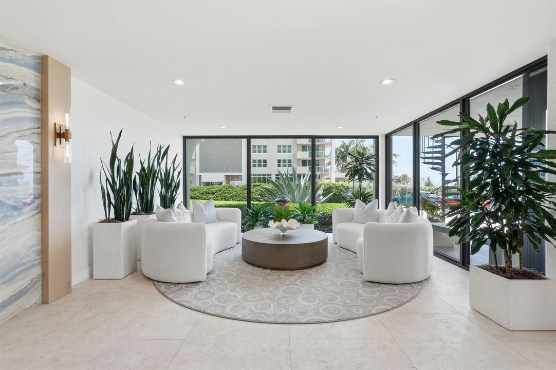43-web-or-mls-5460_N_Ocean_Dr_Apt_6A_043