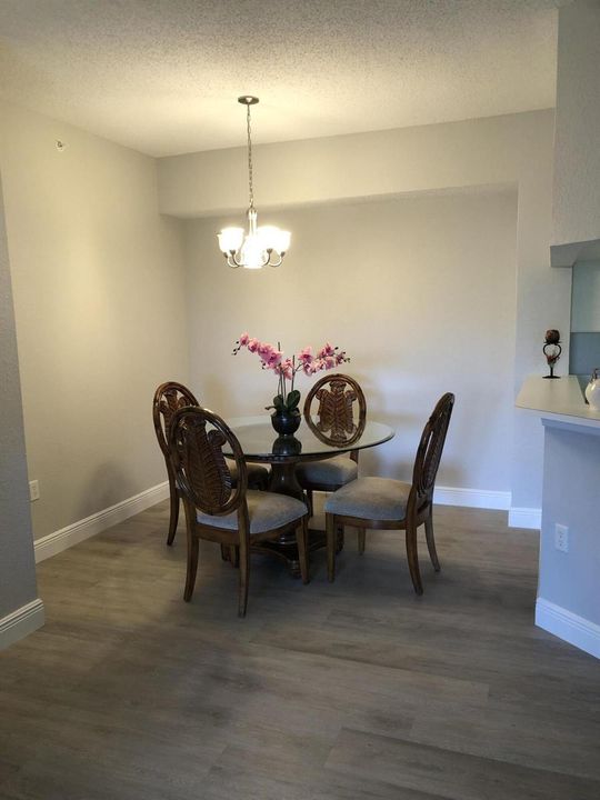 DINNING ROOM