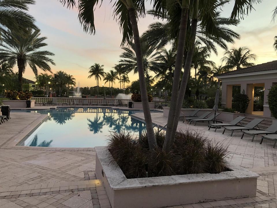 HEATED POOL