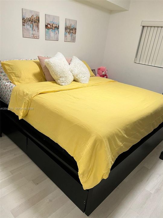 For Rent: $2,300 (2 beds, 2 baths, 16054 Square Feet)