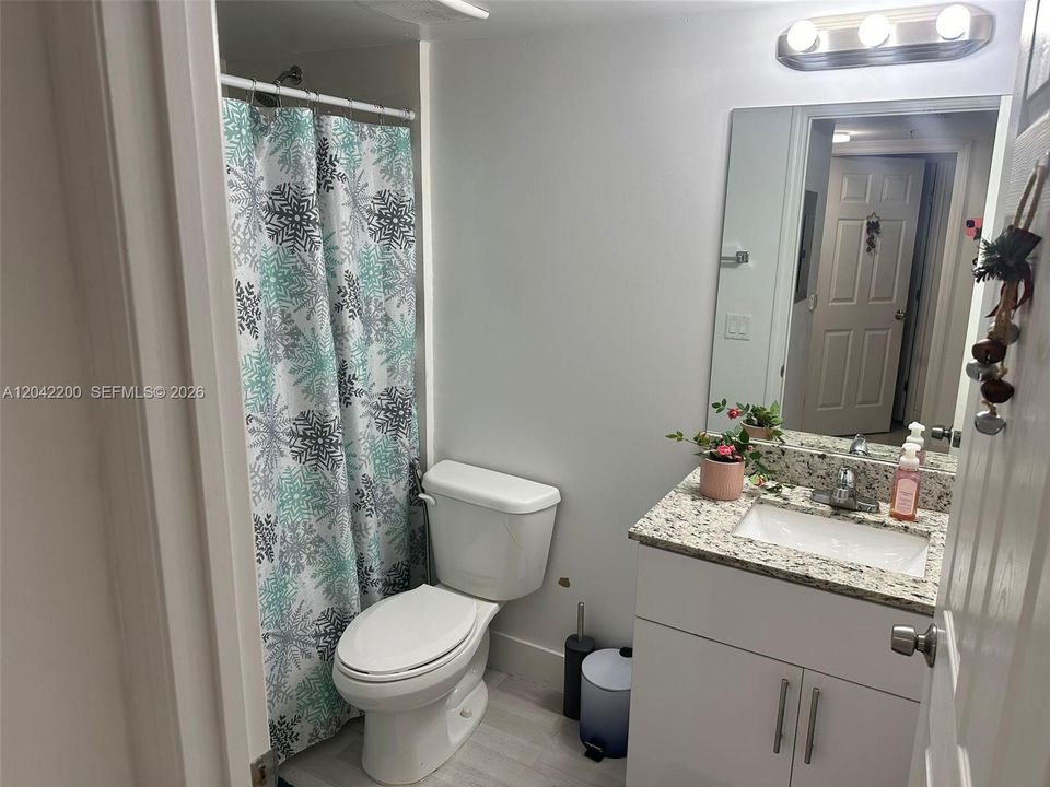 For Rent: $2,300 (2 beds, 2 baths, 16054 Square Feet)