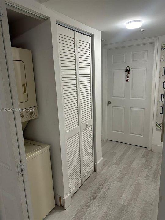 For Rent: $2,300 (2 beds, 2 baths, 16054 Square Feet)