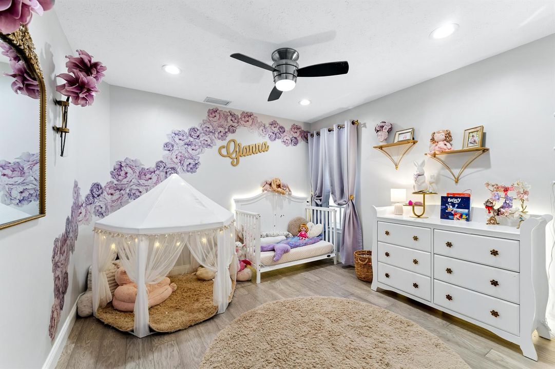 Guest Bedroom 1