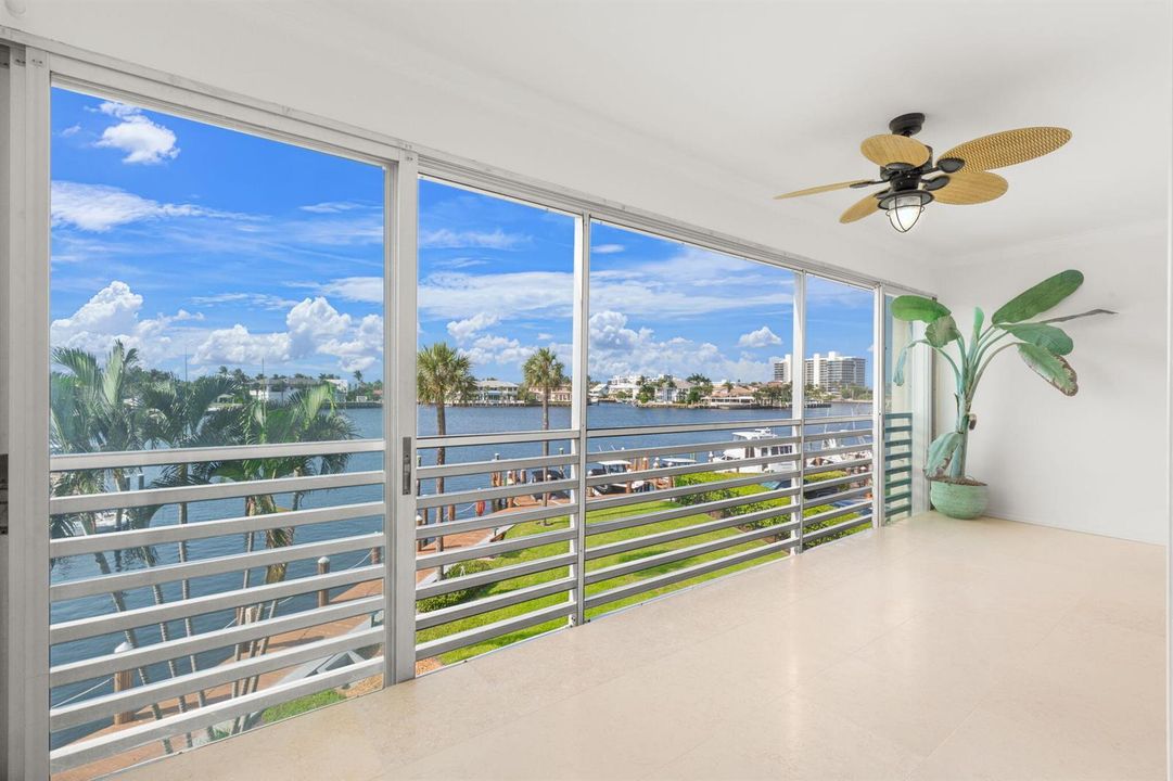 22-web-or-mls-951 Spanish Cir apt 346 De