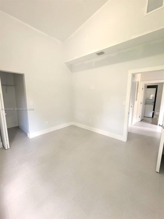 В аренду: $3,500 (3 спален, 2 ванн, 1166 Квадратных фут)