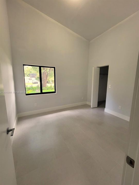 В аренду: $3,500 (3 спален, 2 ванн, 1166 Квадратных фут)