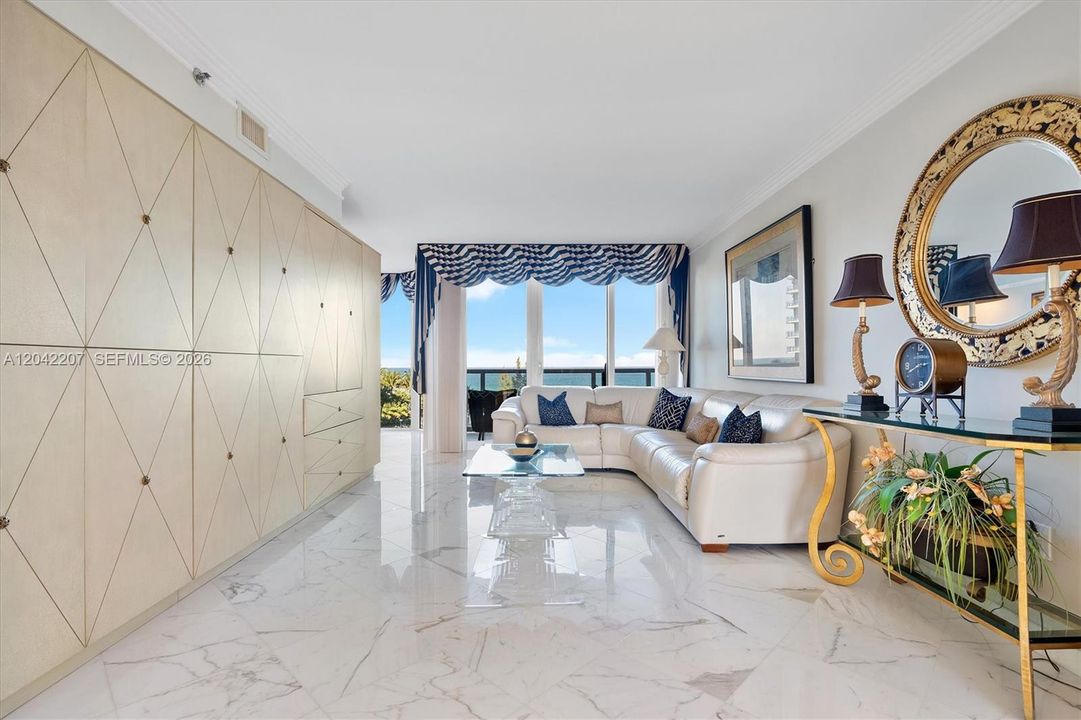 На продажу: $1,195,000 (2 спален, 2 ванн, 1457 Квадратных фут)