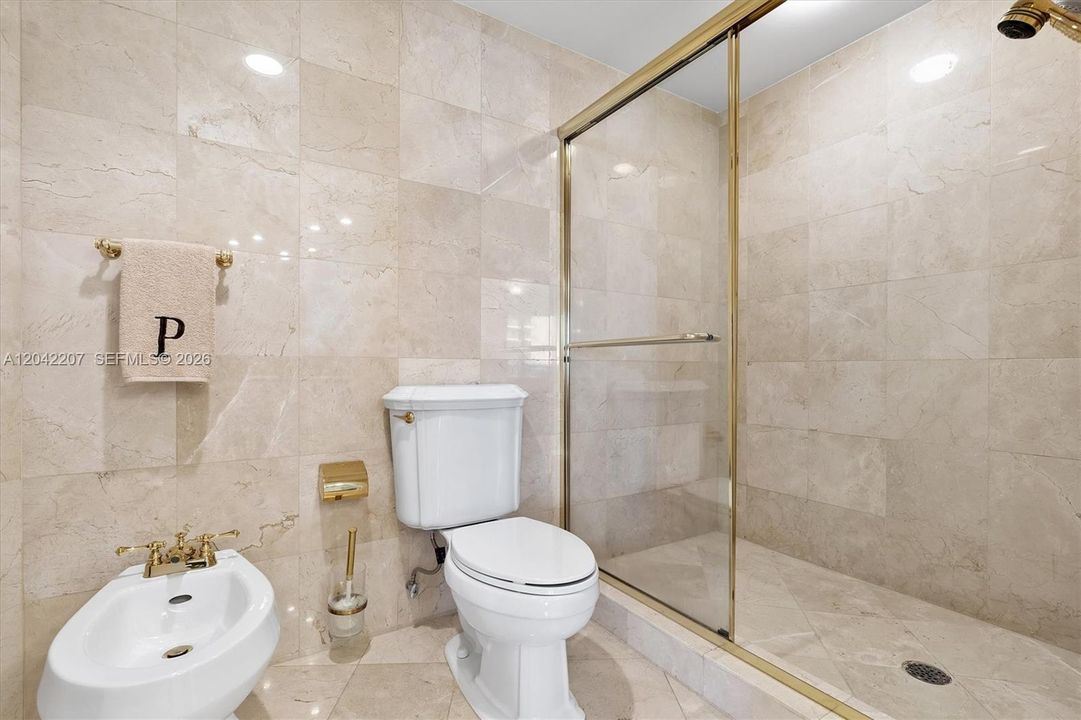 На продажу: $1,195,000 (2 спален, 2 ванн, 1457 Квадратных фут)