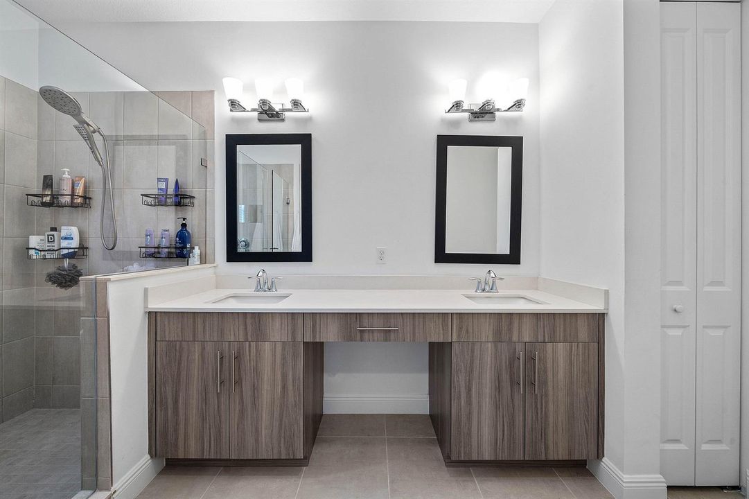 017-4895SandDollarDrive-Westlake-FL-3347