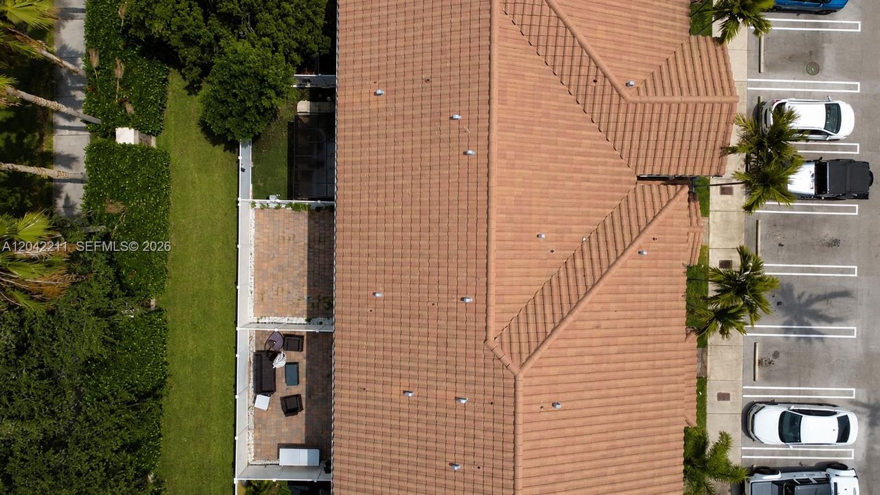 На продажу: $450,000 (2 спален, 2 ванн, 1422 Квадратных фут)