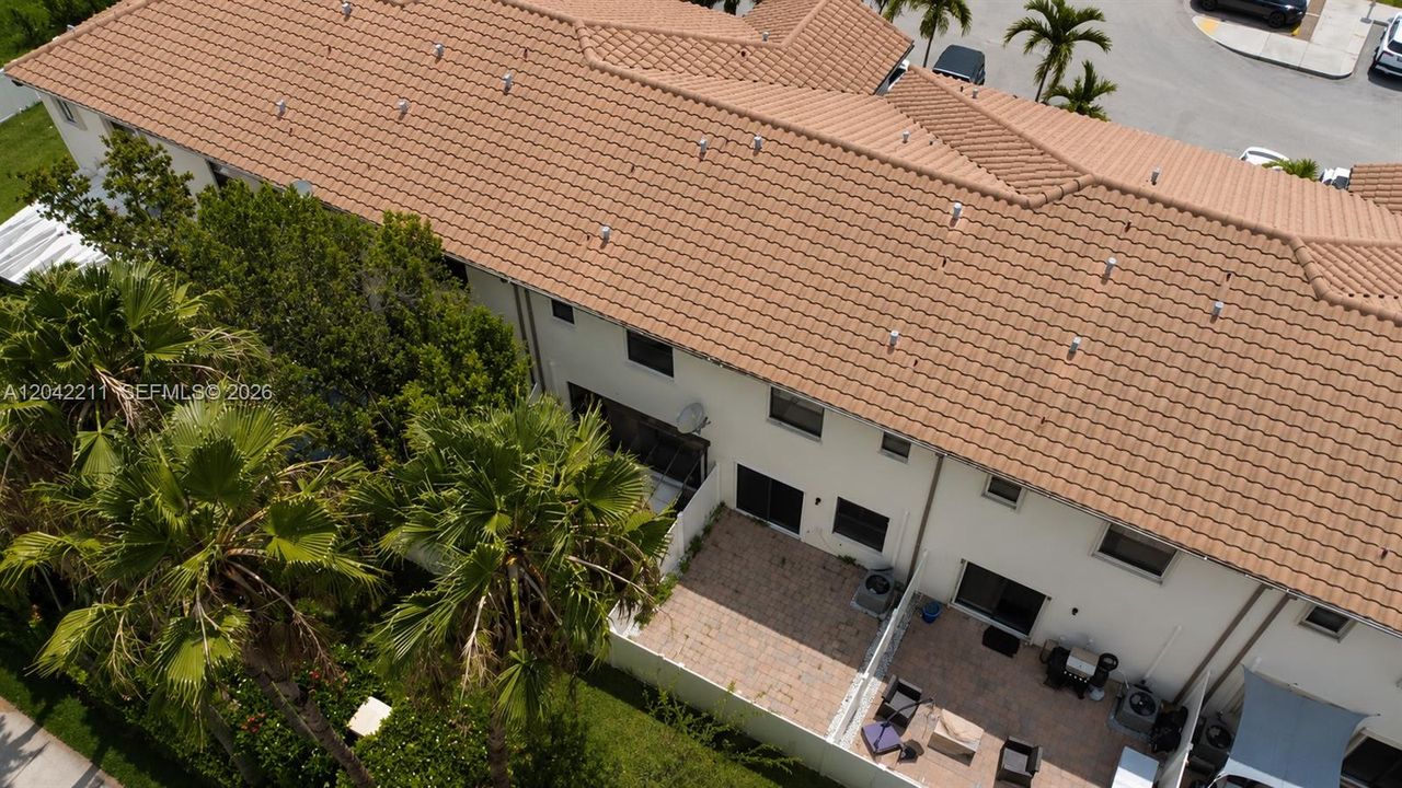 На продажу: $450,000 (2 спален, 2 ванн, 1422 Квадратных фут)
