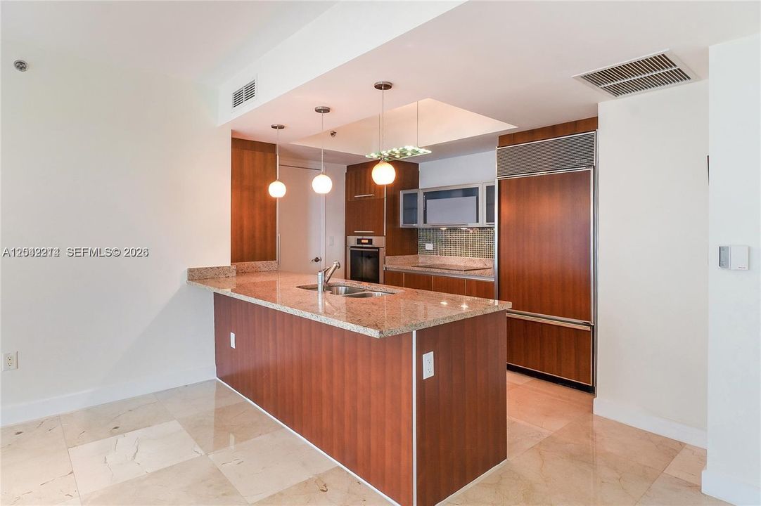 For Rent: $6,500 (2 beds, 2 baths, 1644 Square Feet)